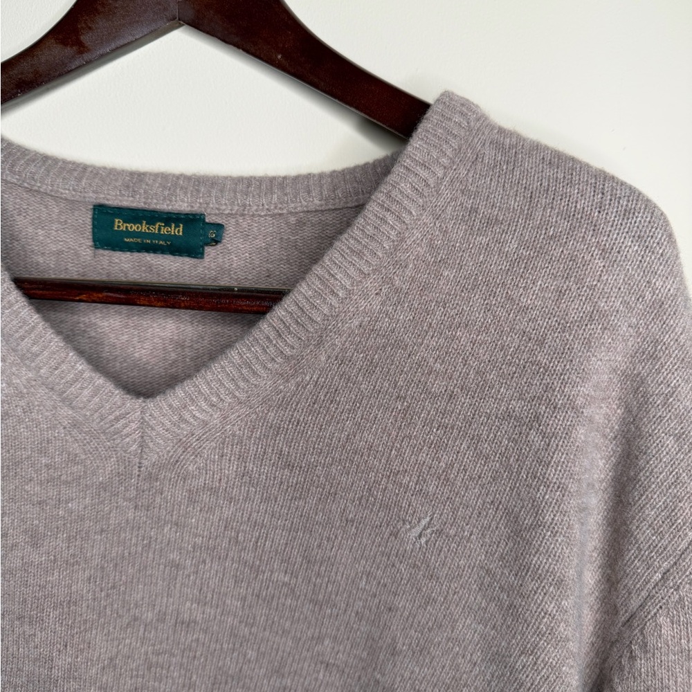 BROOKSFIELD Made In Italy Men’s Beige Wool V-neck Sweater. GG or XL.Quiet Luxury